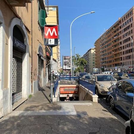 Luminoso Monolocale A 2 Passi Dalla Metro A Lejlighed Rom Eksteriør billede